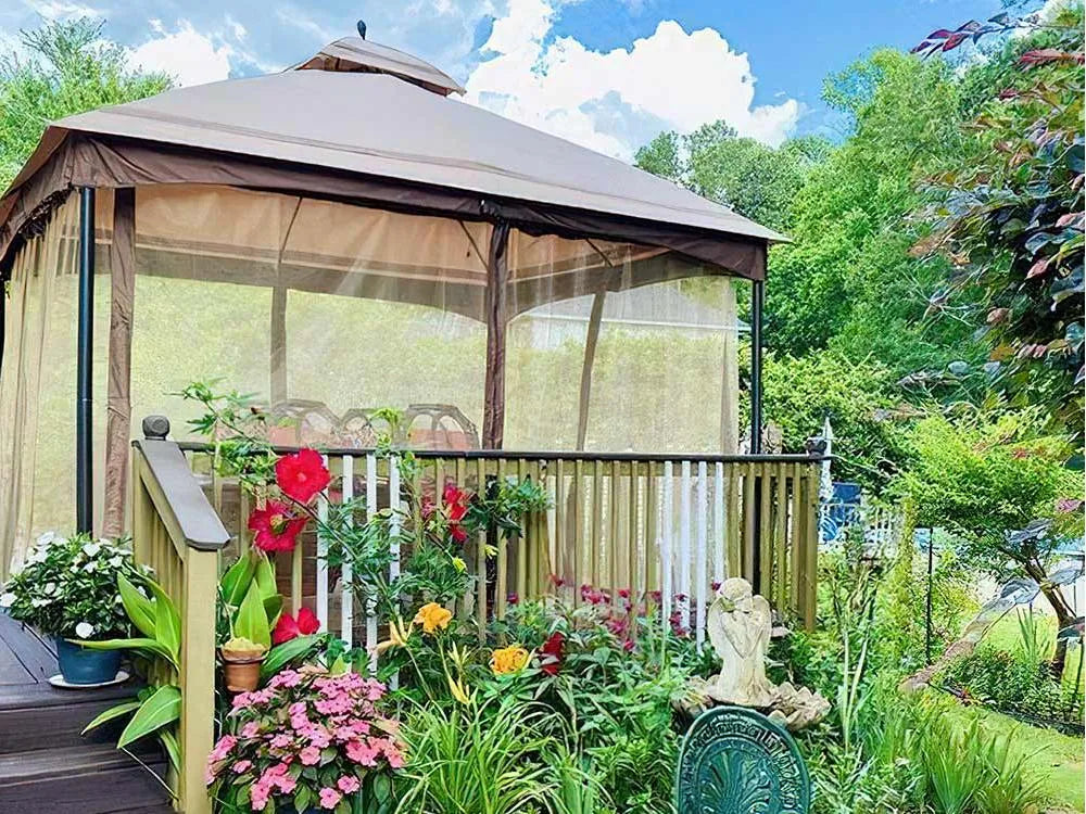 Garden Colour Ideas: Add Vibrancy with Bold Outdoor Furniture & Decor