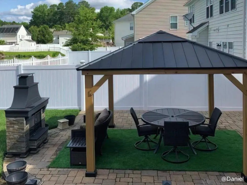 Outdoor Dining in Winter: Stay Cozy Under a Gazebo or Pergola