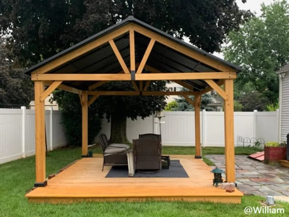 Using Gazebo Structures to Extend Your Outdoor Season